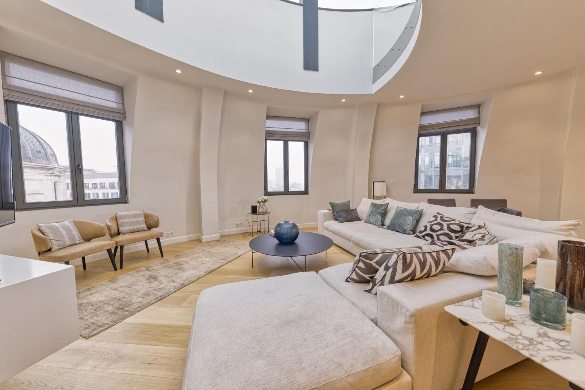 Triplex Penthouse In The City Center บรัสเซลส์ ภายนอก รูปภาพ